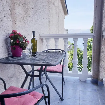 Apartmán Apartman Tea Novi Vinodolski Exteriér fotografie