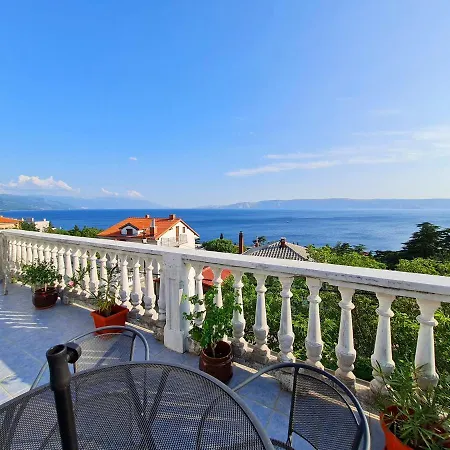 Apartmán Apartman Tea Novi Vinodolski Exteriér fotografie
