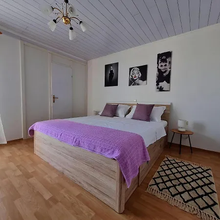 Apartmán Apartman Tea Novi Vinodolski Exteriér fotografie